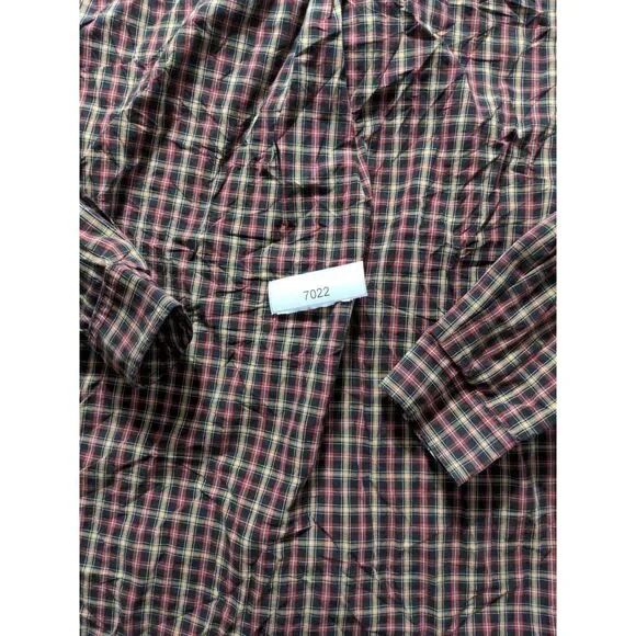 Cinch Long Sleeve Button Down Shirt Men's Size Medium Red Plaid - Picture 9 of 9